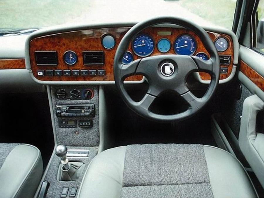  Tatra T613/5 1995 года  (UK) (фото 2 из 3)